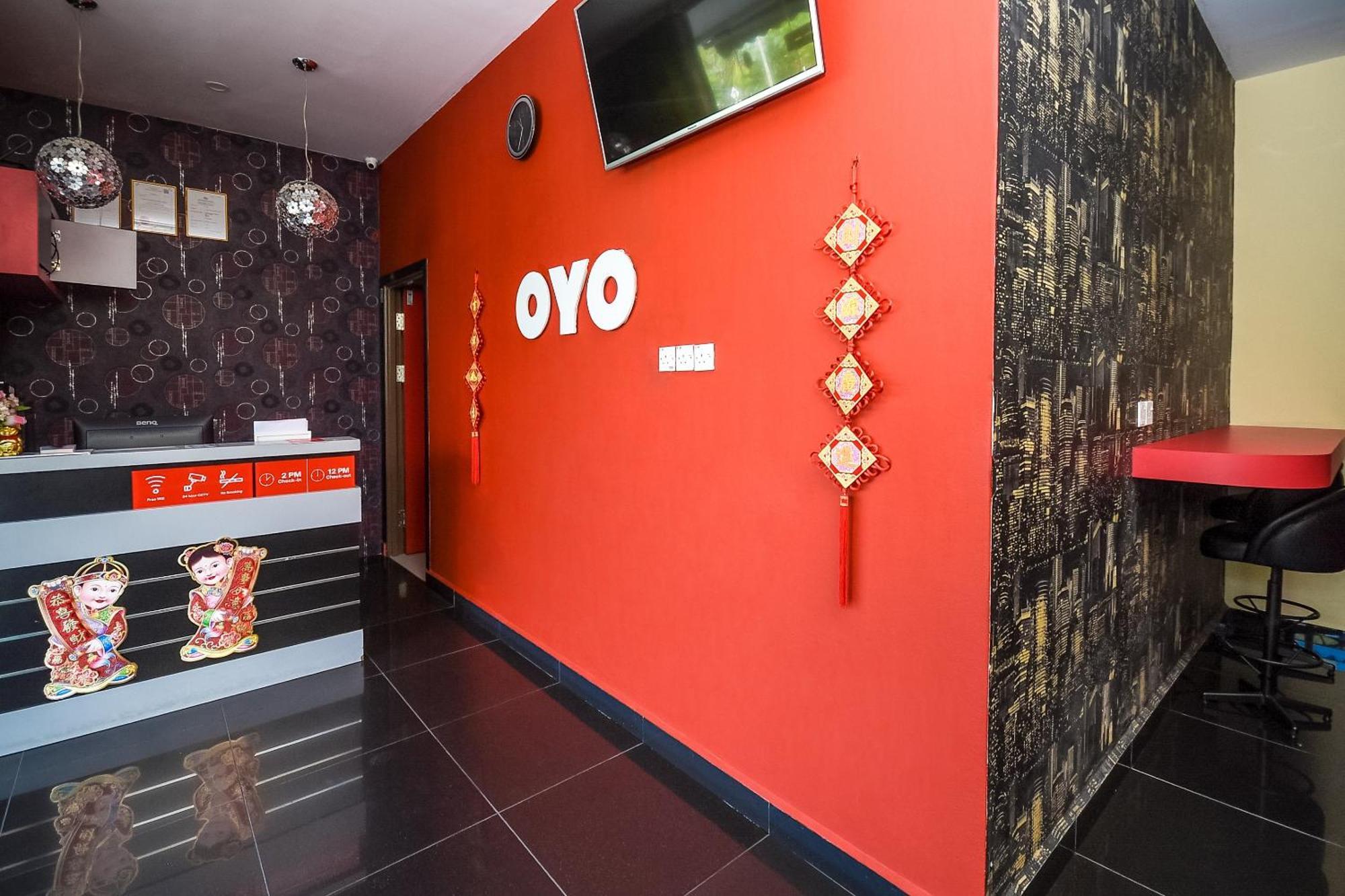 Oyo 89301 Ys Inn Miri Εξωτερικό φωτογραφία