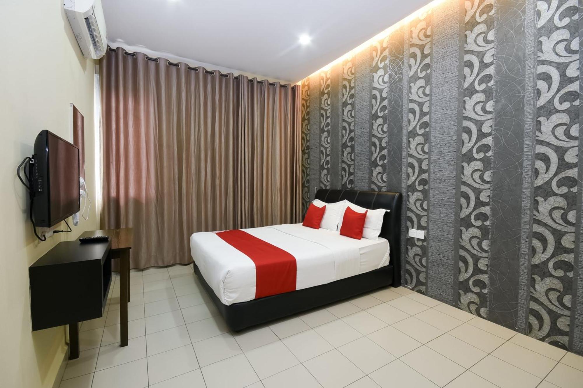 Oyo 89301 Ys Inn Miri Εξωτερικό φωτογραφία