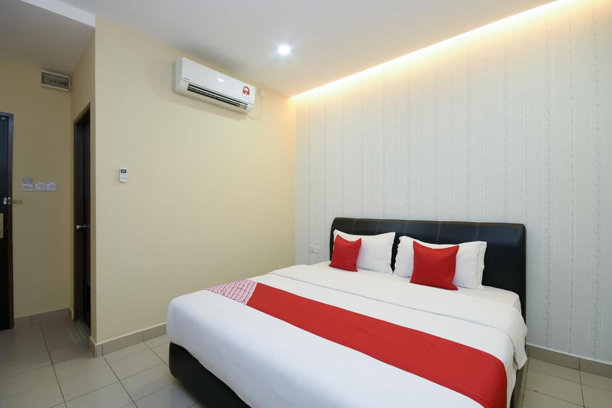 Oyo 89301 Ys Inn Miri Εξωτερικό φωτογραφία