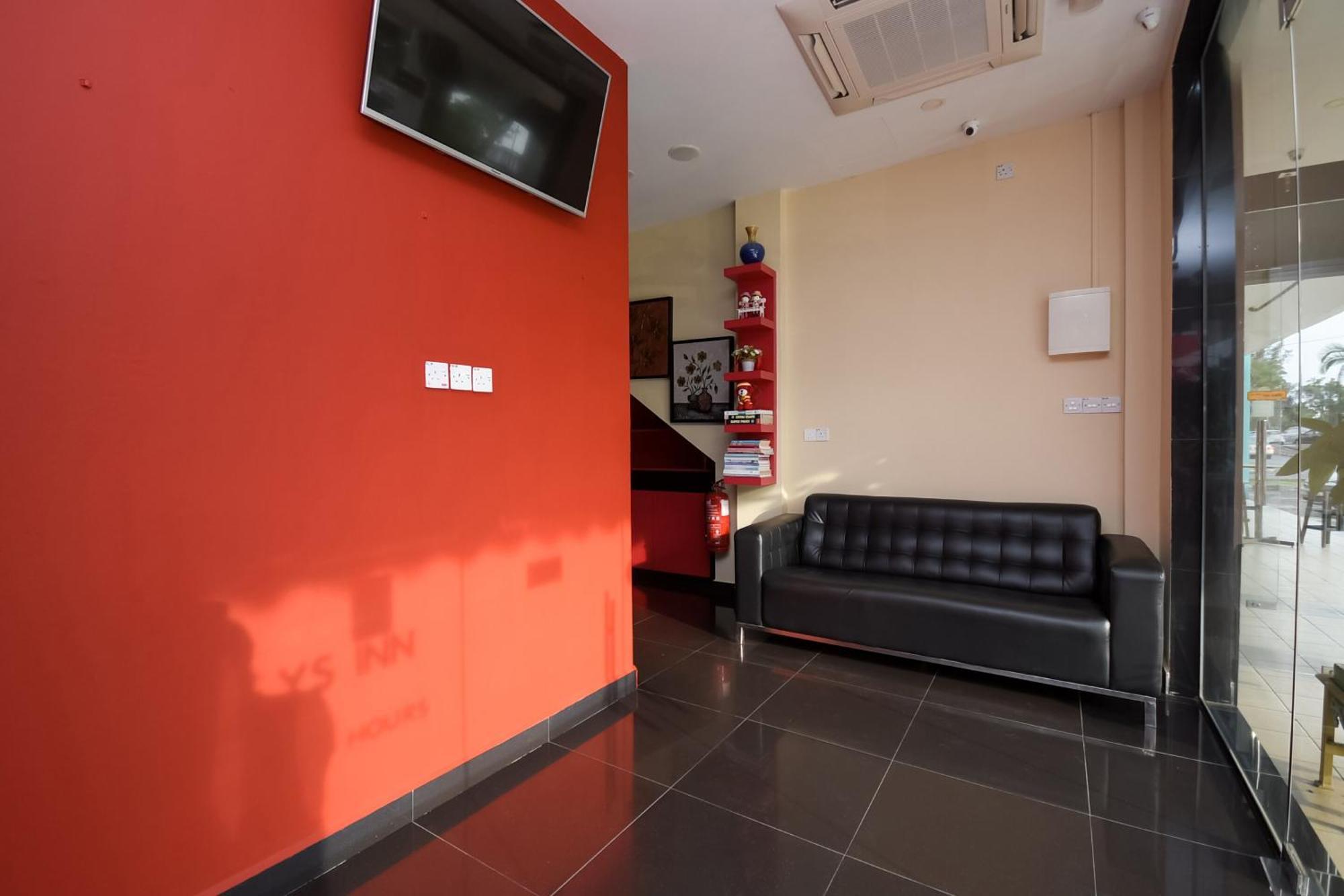 Oyo 89301 Ys Inn Miri Εξωτερικό φωτογραφία