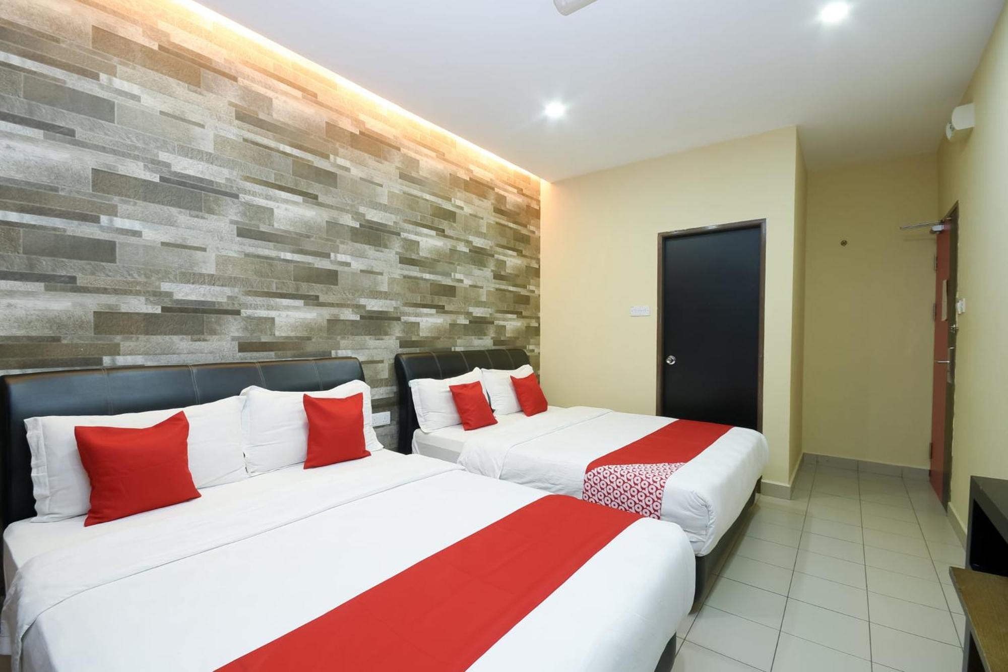 Oyo 89301 Ys Inn Miri Εξωτερικό φωτογραφία