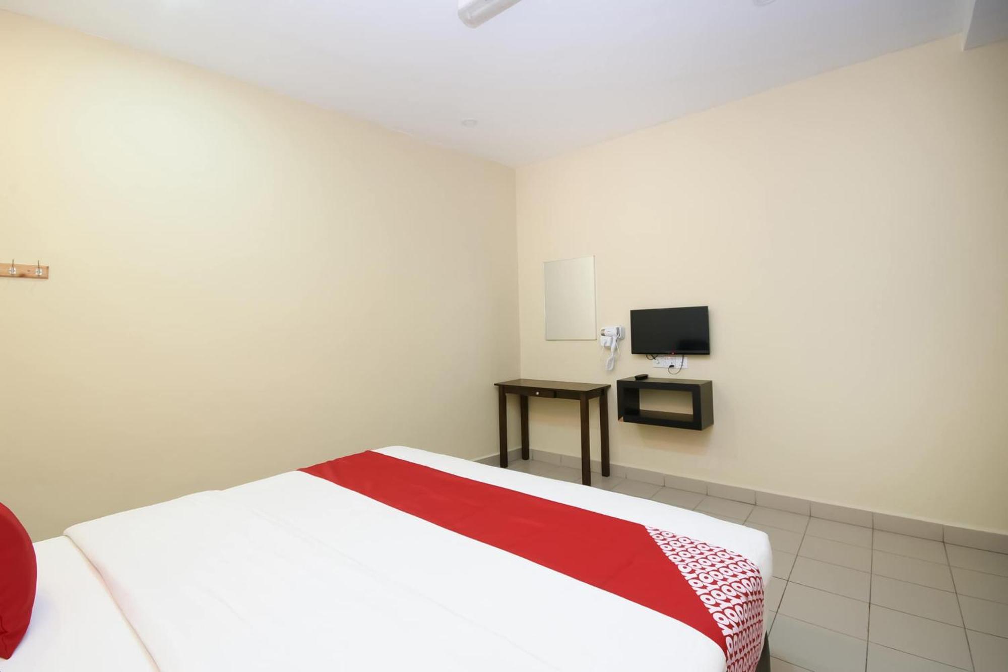 Oyo 89301 Ys Inn Miri Εξωτερικό φωτογραφία